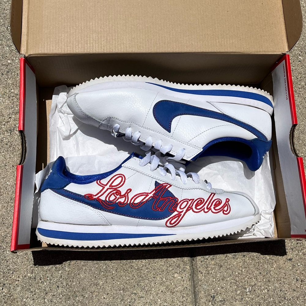 Nike Cortez “Los Angeles” embroidered shoes